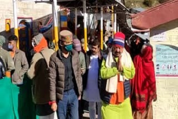 उत्‍तराखंड न्यूज़ : बद्रीनाथ धाम पहुंचे भाजपा के राष्ट्रीय महासचिव कैलाश विजयवर्गीय , राम कदम भी थे साथ