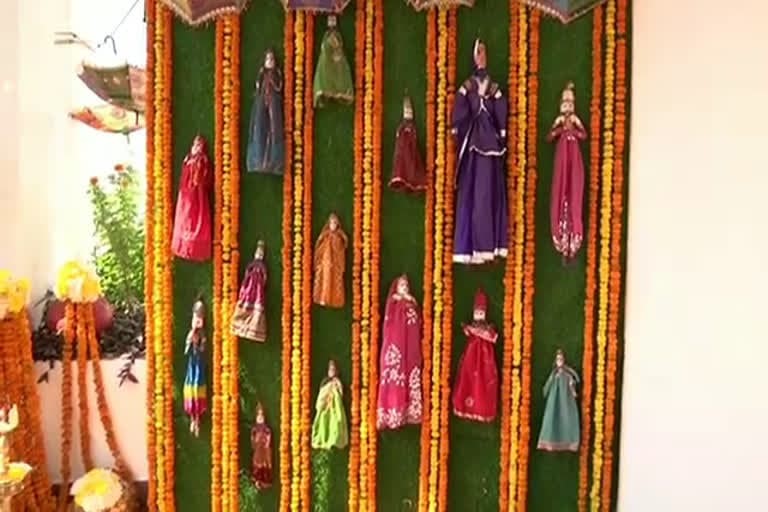 उत्‍तराखंड न्यूज़ : सिविल सेवा अधिकारियों की पत्नियां कोविड प्रभावितों की मदद के लिए आगे आई