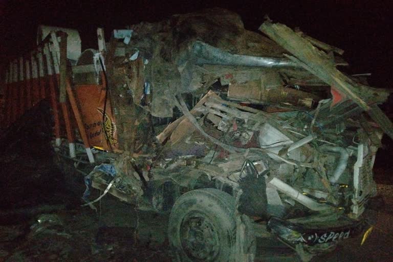 उत्‍तराखंड न्यूज़ : सड़क पर तेज रफ्तार ट्रक ने छह लोगों को रौंदा, दो की मौत, चार घायल