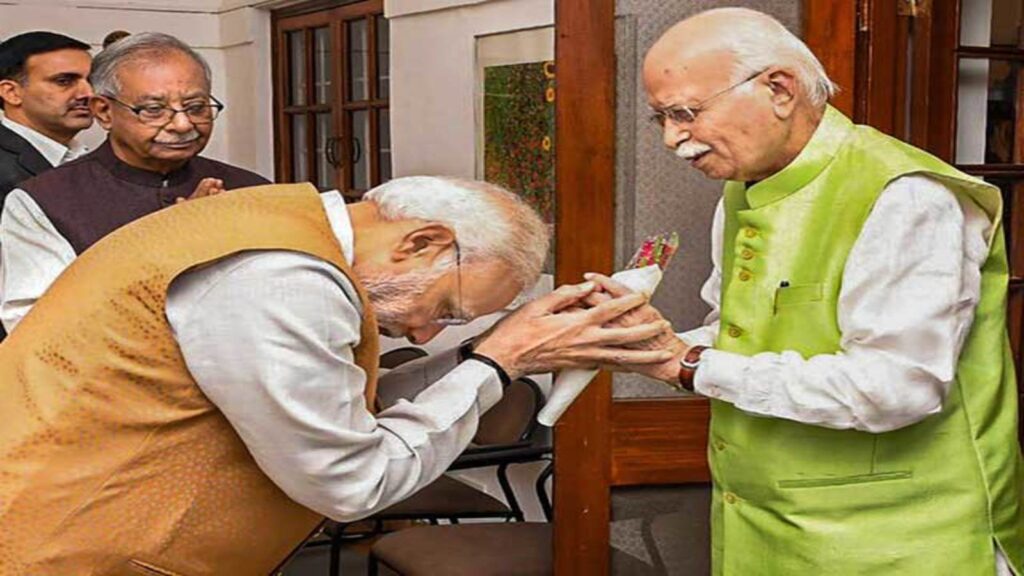लालकृष्ण आडवाणी @94 : पीएम मोदी और वरिष्ठ नेताओं के साथ इस तरह मनाया जन्मदिन