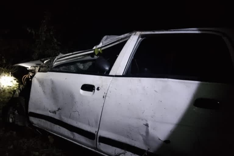 उत्‍तराखंड न्यूज़ : बेतालघाट में ऑल्टो कार दुर्घटना, एक की मौत और पांच घायल