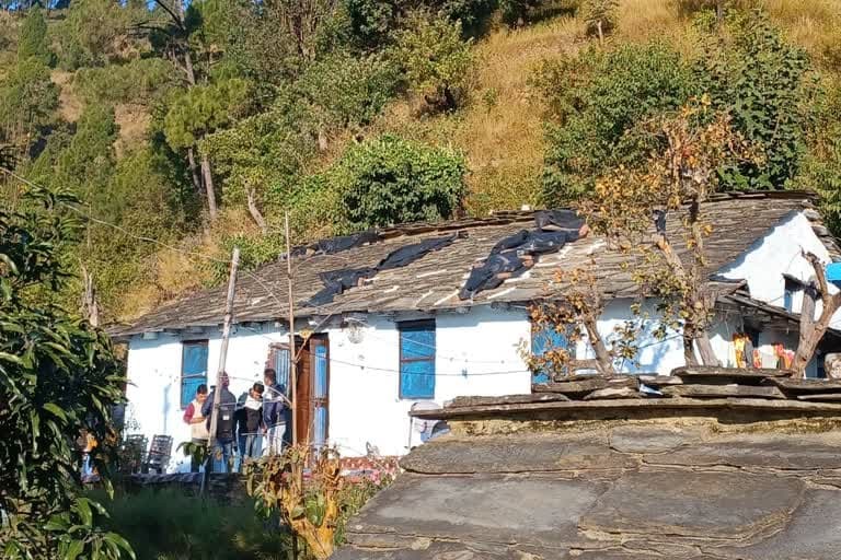 उत्‍तराखंड न्यूज़ : दिवंगत चीफ ऑफ डिफेंस स्टाफ जनरल बिपिन रावत के लिए बिरमोली खाल में शोक सभा रखी गई