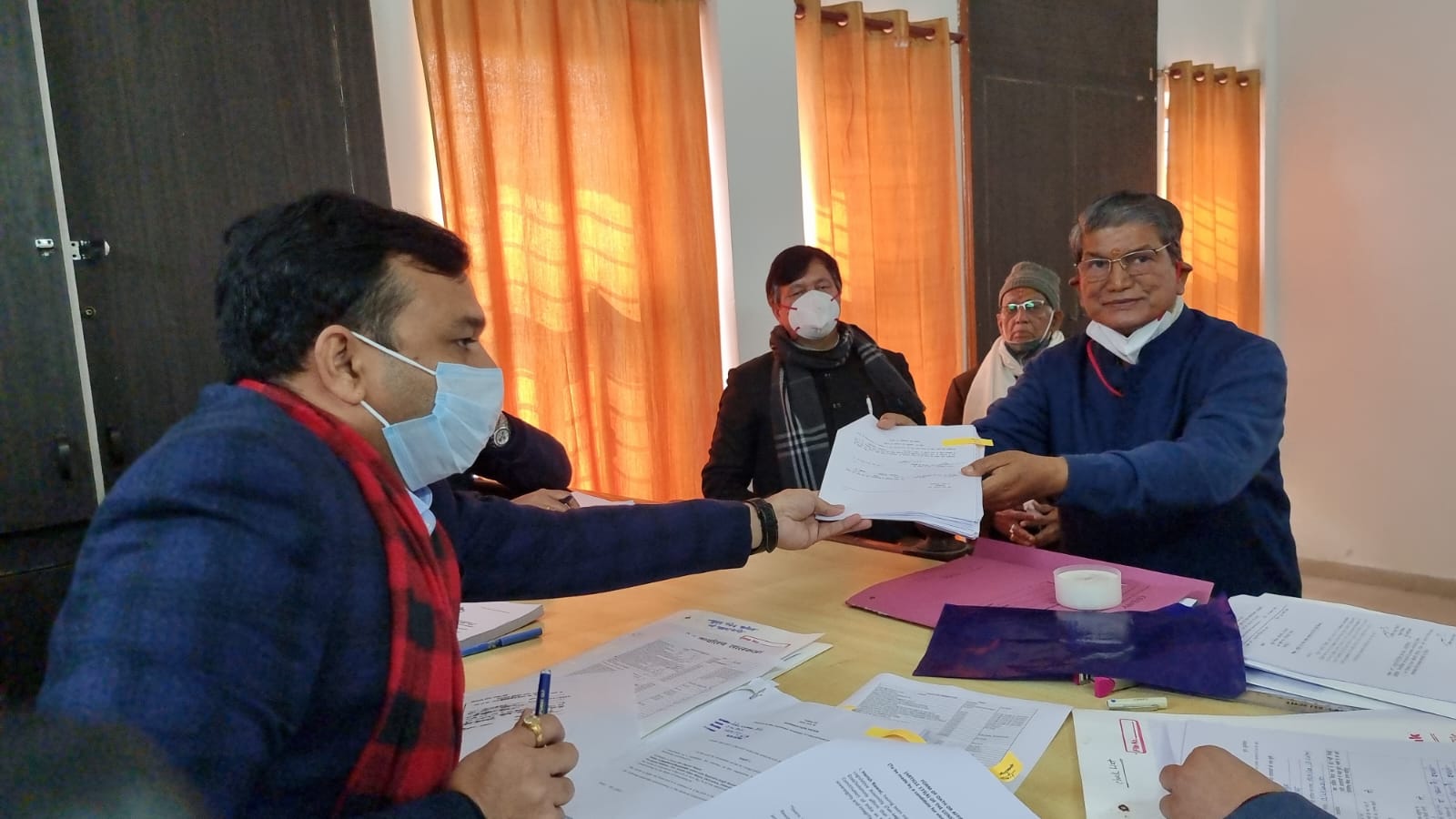 उत्‍तराखंड न्यूज़ : चुनावी मौसम में इस बार 750 उम्मीदवारों ने किया नामांकन, अंतिम दिन 362 उम्मीदवारों ने कराया नामांकन