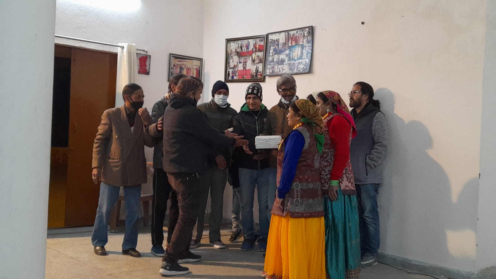 उत्‍तराखंड ब्रेकिंग न्यूज़ : R WA राजेश्वर नगर के तत्वाधान में बड़ी धूम धाम से मनाया गया नया साल