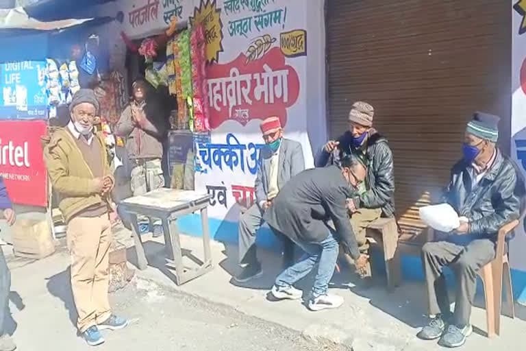 उत्तराखंड विधानसभा चुनाव: अन्य पार्टियों से आगे निकली आम आदमी पार्टी, प्रत्याशियों ने शुरू किया घर-घर जनसंपर्क