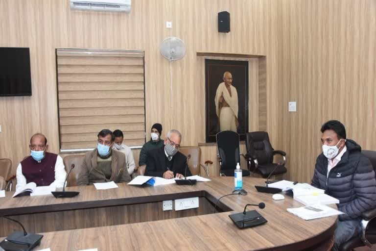 उत्‍तराखंड न्यूज़ : 10 हजार से ऊपर का लेनदेन प्रत्याशियों को ऑनलाइन या चेक से करना होगा, पढ़ें जरूरी निर्देश