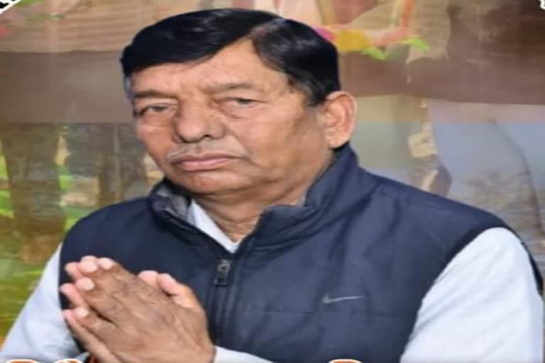 उत्‍तराखंड न्यूज़ पिथौरागढ़ : कांग्रेस के पूर्व विधायक नारायण राम आर्य ने कैद में रखने का आरोप हरीश रावत पर लगाया , निर्दलीय लड़ेंगे