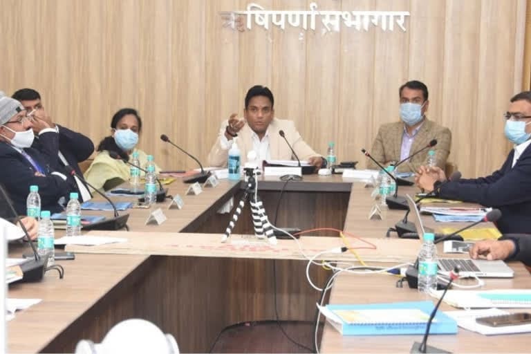 उत्‍तराखंड न्यूज़ देहरादून : जिला निर्वाचन अधिकारी ने तैयारी बैठक में कहा, सीमा क्षेत्र पर विशेष ध्यान दिया जायेगा