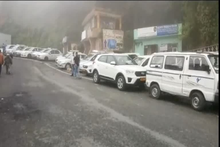 उत्‍तराखंड न्यूज़ मसूरी : उत्तराखंड टैक्सी मैक्सी फेडरेशन का चुनाव आयोग को पत्र, चुनावी वाहनों का किराया बढ़ाने की मांग