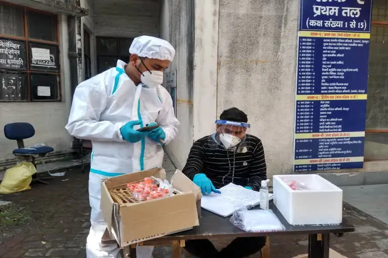 उत्‍तराखंड ब्रेकिंग न्यूज़ देहरादून : कर्मचारी मिला कोरोना संक्रमित आरटीओ में , 3 दिन के लिए कार्यालय बंद