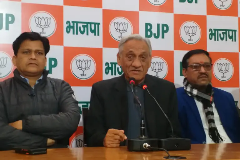 उत्‍तराखंड ब्रेकिंग न्यूज़ : हरीश रावत के लिए लालकुआं सीट राजनीतिक मौत का कुआं साबित होगी : विजय बहुगुणा
