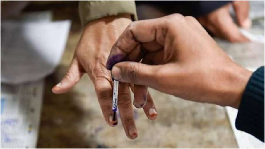 उत्‍तराखंड न्यूज़ : क्या वोटिंग ऑनलाइन हो सकती है? उत्तराखंड हाईकोर्ट ने चुनाव आयोग से मांगा जवाब