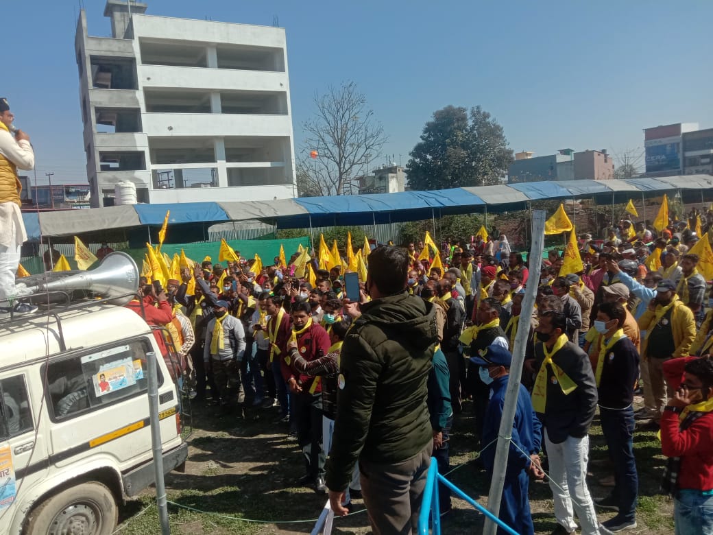उत्‍तराखंड ब्रेकिंग न्यूज़ : बीर सिंह पंवार बोले एक बार मुझे विधानसभा पहुंचने दो मैं दिखाऊंगा उत्तराखंड के नेताओं को कि कैसे काम करते है।