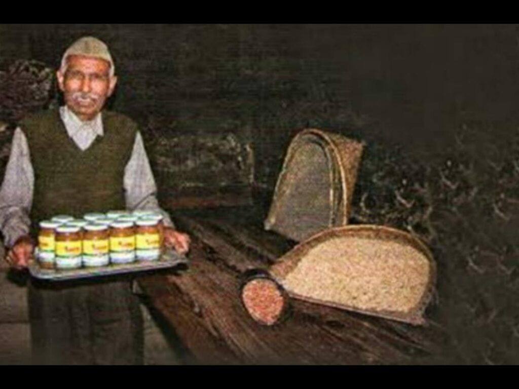 मसूरी उत्‍तराखंड न्यूज़ : मसूरी के पीनट बटर और पिटन बटर मैन के संस्थापक बचन सिंह नेगी का 92 साल की उम्र में निधन ।