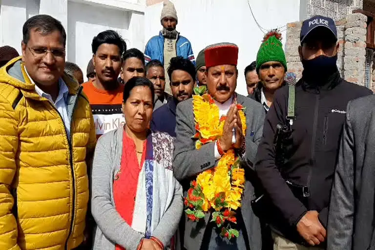 उत्‍तराखंड टिहरी न्यूज़ : मैं जापान से चुनाव लड़ने आया , घनसाली सीट से निर्दलीय उम्मीदवार दर्शन लाल से मिलिए