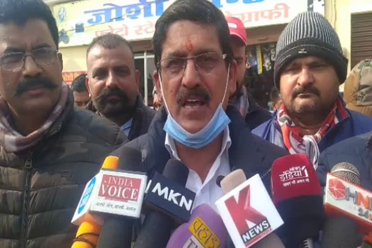 उत्‍तराखंड न्यूज़ : कांग्रेस प्रत्याशी महेश शर्मा बोले- इस बार खत्म होगा बंशीधर भगत का राजयोग