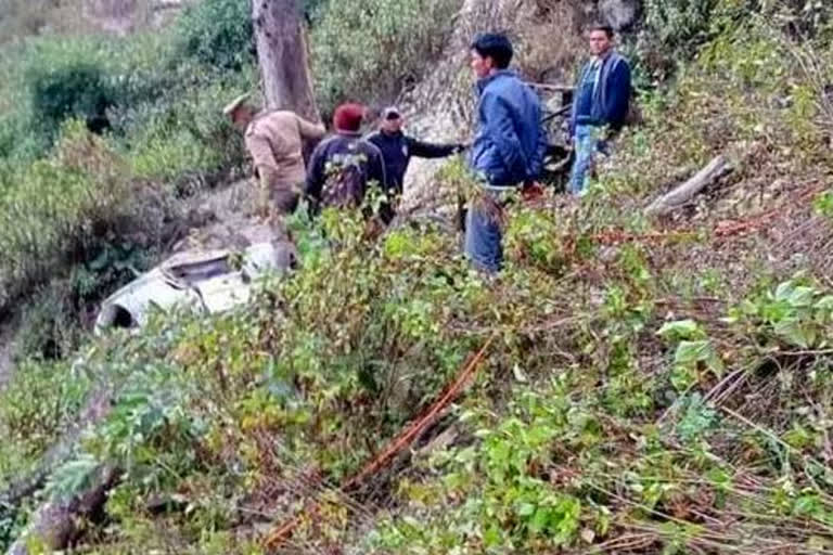 चंपावत उत्‍तराखंड न्यूज़ : चंपावत हादसे में बड़ा खुलासा, एक्सीडेंटल वाहन का नहीं था बीमा, 14 लोगों की मौत हुई थी