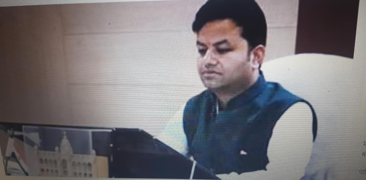 मसूरी उत्‍तराखंड न्यूज़ : नगर अध्यक्ष ने पर्यटन सीजन को देखते हुए एमडीडीए वीसी को लिखा पत्र, टाउन हॉल पार्किंग खोलने की मांग