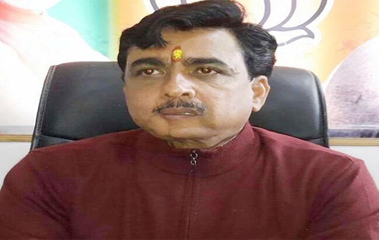 चंपावत उत्‍तराखंड न्यूज़ : बीजेपी प्रत्याशी कैलाश गहतोड़ी सीएम धामी के लिए सीट छोड़ने को तैयार