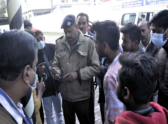 उत्‍तराखंड न्यूज़ : देहरादून के रायपुर थाना क्षेत्र में एक छात्रा की गोली मारकर हत्या करने का आरोपी गिरफ्तार , ये थी वजह