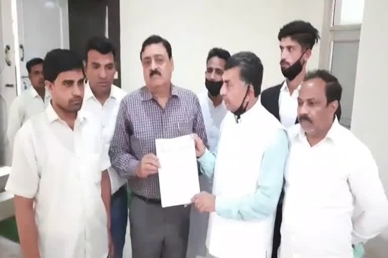 उत्‍तराखंड न्यूज़ : आफाक अली ने बीजेपी पर लगाया परिसीमन और आरक्षण में गड़बड़ी का आरोप, डीएम को सौंपा ज्ञापन