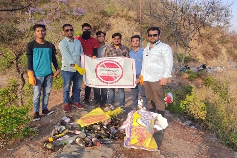 पौड़ी उत्‍तराखंड न्यूज़ : स्वच्छता अभियान पर निकले 'पर्यावरण के सिपाही', चारधाम यात्रा से पहले दिया संदेश