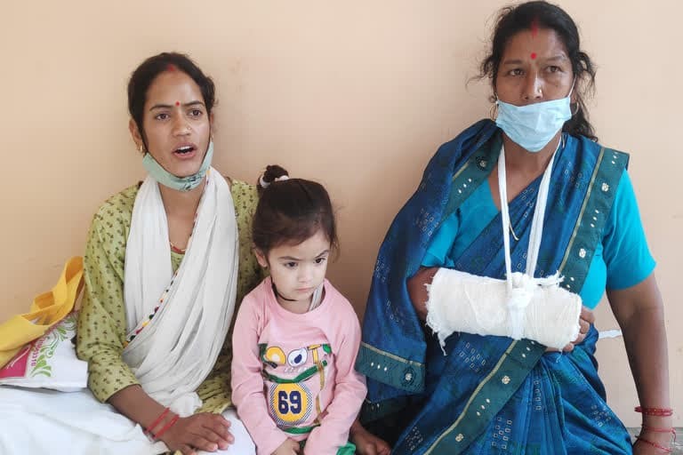पौड़ी उत्‍तराखंड न्यूज़ : सैन्य परिवार की जमीन पर भूमाफियाओं की नजर, परिवार ने डीएम से की अपील