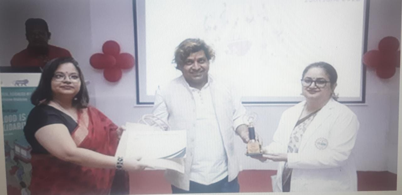 मसूरी उत्‍तराखंड न्यूज़ : विश्व रक्तदाता दिवस पर देवप्रयाग कीर्तिनगर जन कल्याण समिति को एम्स ऋषिकेश ने सम्मानित किया