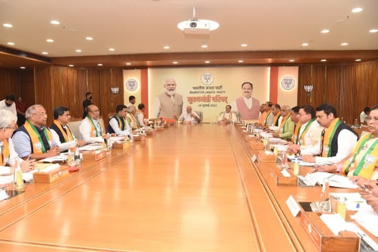 देहरादून : मुख्यमंत्री पुष्कर सिंह ने दिल्ली में मुख्यमंत्री परिषद की बैठक में हिस्सा लिया , सीएम धामी ने कहा- ' राज्य सरकार उत्तराखंड को देश का नंबर वन राज्य बनाने के लिए कटिबद्ध है.