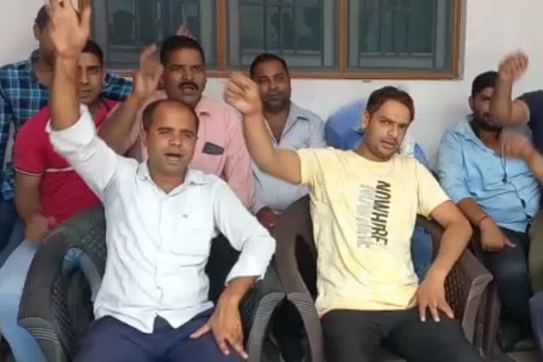 उत्‍तराखंड न्यूज़ : जेके टायर के बर्खास्त कर्मचारियों ने सीएम धामी से मांगी मदद