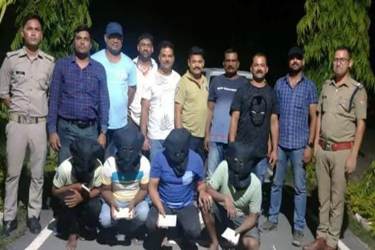 उत्‍तराखंड न्यूज़ : पुलिस ने सट्टेबाजों पर की कार्रवाई, चार सटोरियों को किया गिरफ्तार