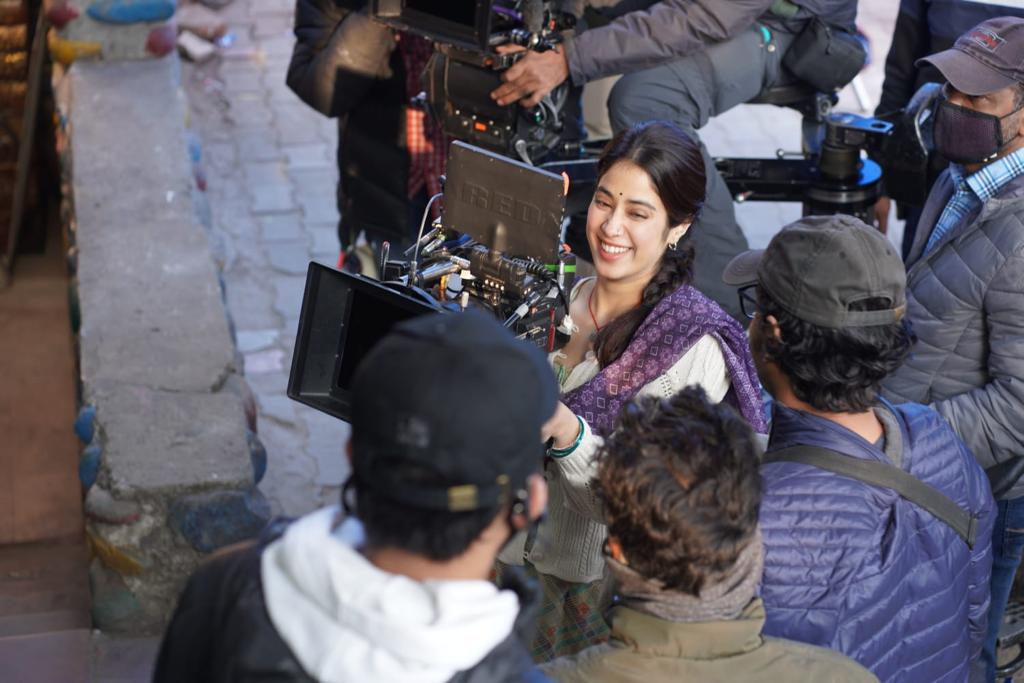 बॉलीवुड न्यूज़ : जान्हवी कपूर ने गुडलक जेरी के कलाकारों और निर्देशक का आभार जताया