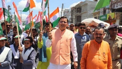 चंपावत : उत्तराखंड में हर घर में शुरू हुआ तिरंगा अभियान, चंपावत से सीएम धामी की शुरुआत
