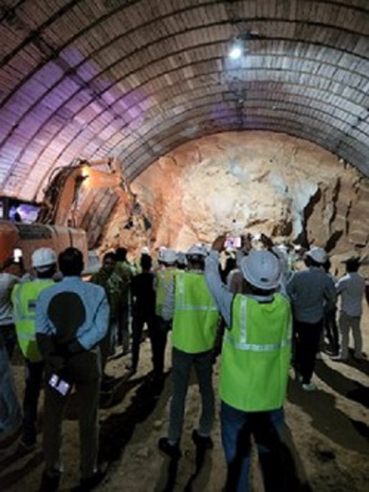 दिल्ली-देहरादून एक्सप्रेसवे परियोजना में मिली सफलता