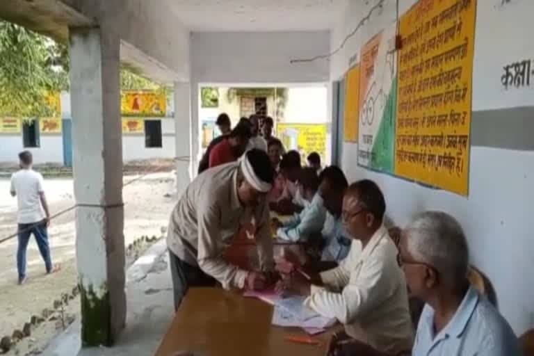 खटीमा : मेलाघाट ट्रेड बोर्ड का चुनाव संपन्न, अनमोल वर्मा अध्यक्ष बने और साहब सिंह महासचिव चुने गए