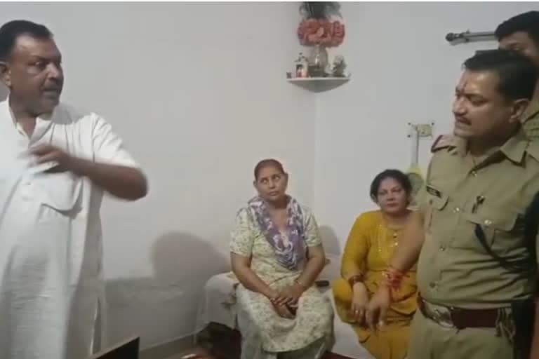 रुद्रपुर : महिला सभासद विनीता फौगाट चौधरी के घर से लाखों की चोरी, रक्षाबंधन मनाने गए थे