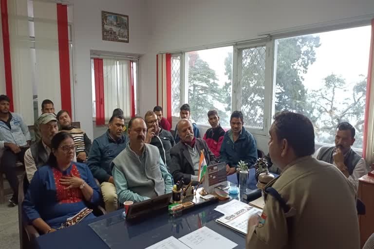 मसूरी : साइबर क्राइम पर मसूरी पुलिस ने किया लोगों को जागरूक, बचने के उपाय बताये