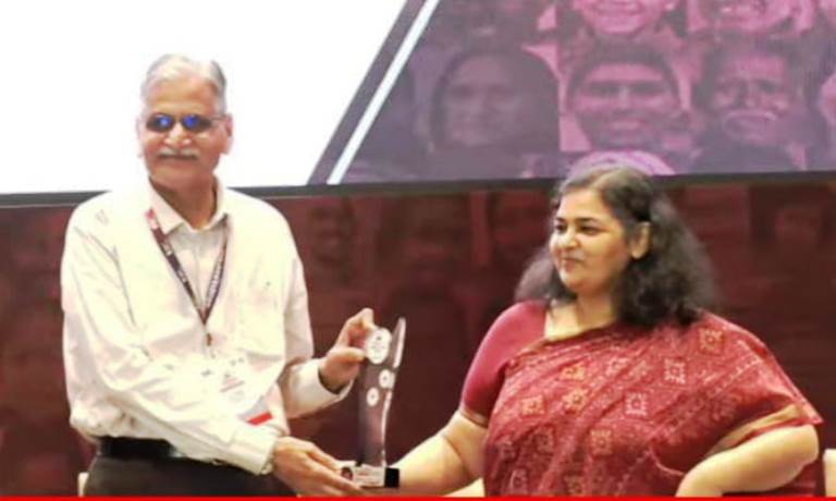 उत्तराखंड : आयुष्मान उत्कृष्टता सम्मान-2022 उत्तराखंड को मिला , केंद्रीय मंत्रालय की ओर से दिल्ली में आयोजित आरोग्य मंथन-4 कार्यक्रम के अवसर पर यह पुरस्कार दिया गया.