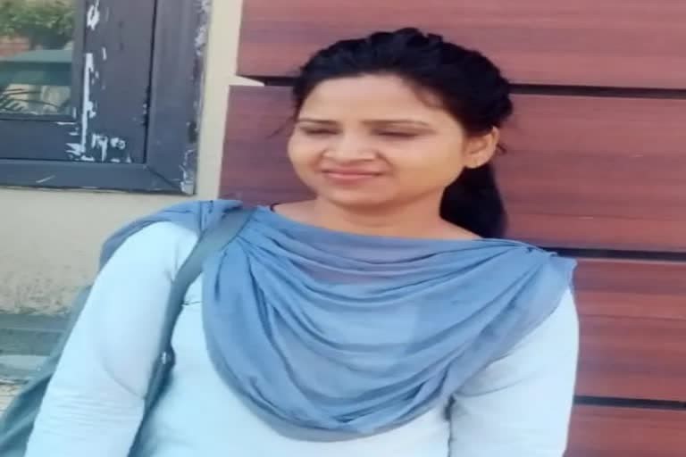 काठगोदाम : कॉलेज को कहकर निकली छात्रा बीच रास्ते से गयाब , परिवार को अपहरण की आशंका