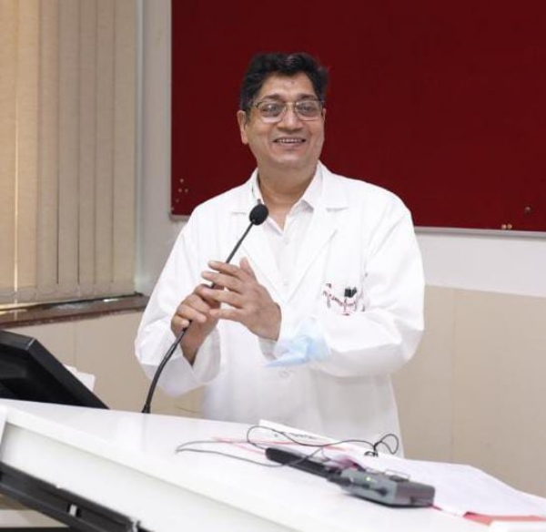 ऋषिकेश : उत्तराखंड नेत्र चिकित्सक सोसाइटी के अध्यक्ष एम्स ऋषिकेश के नेत्र विज्ञान विभाग के प्रमुख डॉ. संजीव मित्तल बने