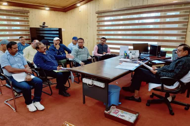 पौड़ी : भूवैज्ञानिक करेंगे रेलवे प्रभावित गांवों का निरीक्षण : गढ़वाल आयुक्त