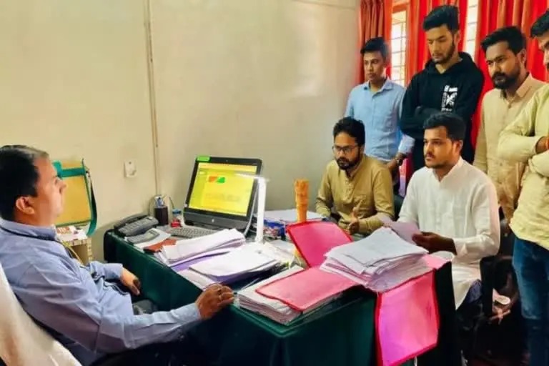 श्रीनगर में फैल रहा डेंगू, एबीवीपी कार्यकर्ताओं ने की ये मांग