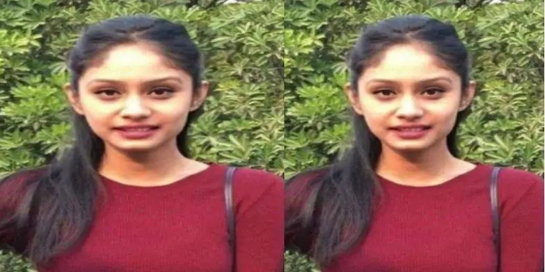 पौड़ी गढ़वाल जिले के असवालस्यूं पट्टी, ग्राम रिंगौड निवासी 22 वर्षीय अंजलि रावत ने एसएससी परीक्षा में टॉप किया, विदेश मंत्रालय में शामिल होंगी