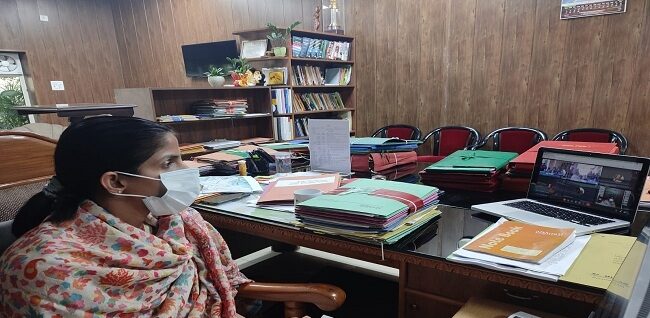 देहरादून : दूरस्थ तहसील त्यूणी में ई-चौपाल व बहुउद्देशीय शिविर का आयोजन, डीएम सोनिका ने वर्चुअल माध्यम से सुनीं लोगों की समस्याएं, अधिकारियों को दिये निर्देश
