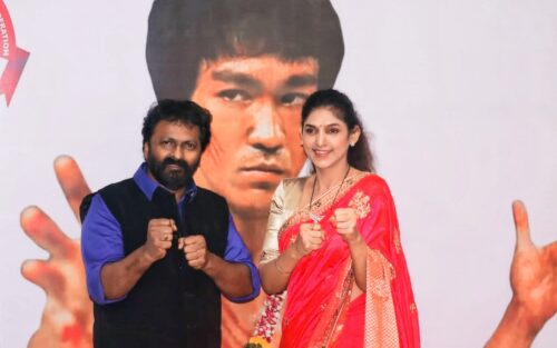 मुंबई : ब्रूस ली का 82वां जन्मदिन चीता यजनेश शेट्टी ने मुंबई में मनाया , बॉलीवुड मार्शल आर्ट एक्सपर्ट चीता यजनेश शेट्टी ने लगातार 14वें साल ब्रूस ली का जन्मदिन मनाया