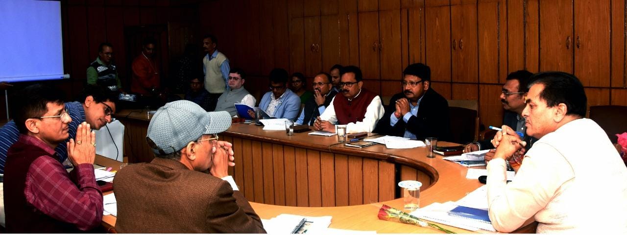 The 16th board meeting of Uttarakhand Housing and Urban Development Authority was presided over by Minister Prem Chand Agrawal in the assembly hall.