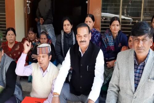 टिहरी : कांग्रेस विधायक विक्रम नेगी बोले कि वह आगामी विधानसभा सत्र में महिलाओं की इन समस्याओं को उठाएंगे
