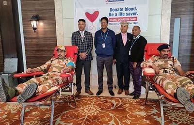 मसूरी : रक्तदान शिविर का आयोजन एचडीएफसी बैंक व रमाडा होटल के संयुक्त तत्वावधान में किया गया