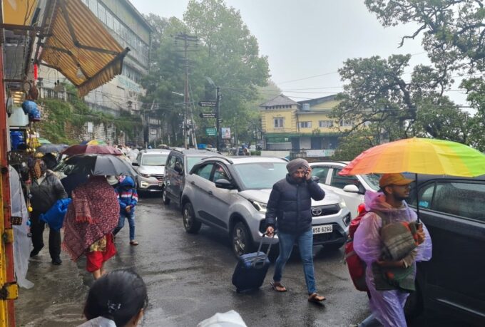 न्यू ईयर 2023 मनाने आ रहे हैं मसूरी और नैनीताल, परेशानी से बचने के लिए इस बात का रखें ध्यान