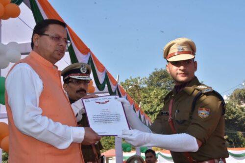 देहरादून : सीएम ने होमगार्डस और सिविल डिफेंस के स्थापना दिवस पर होमगार्डस के लिए चार घोषणाएं कीं